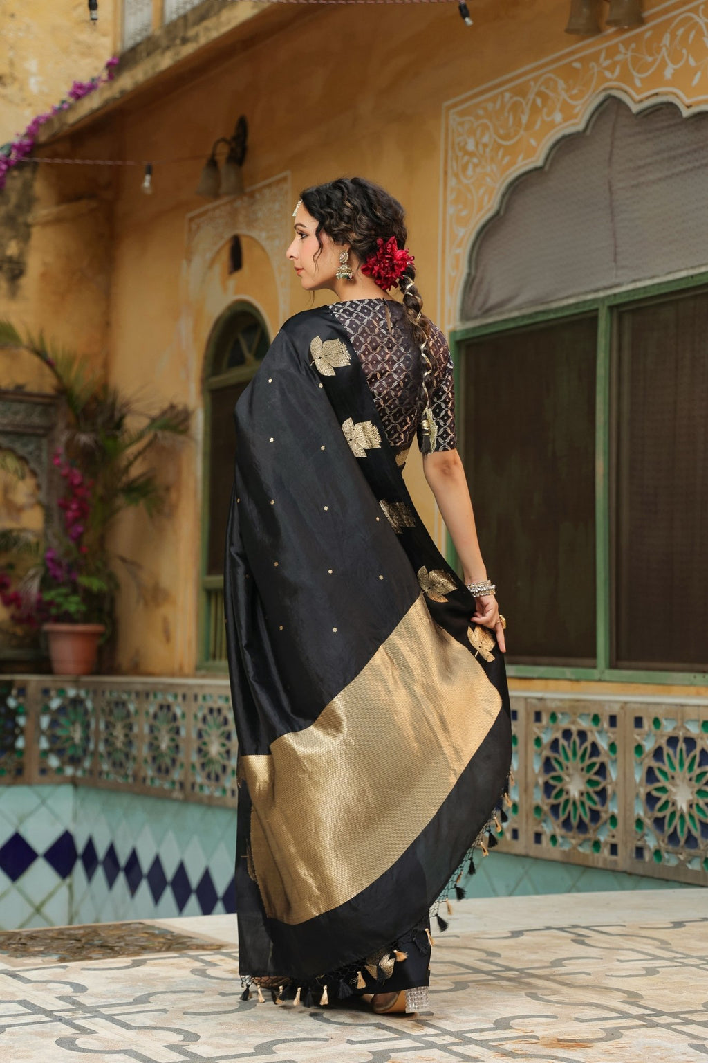 Purdah | Handwoven Black Banarasi Katan Soft Silk Saree
