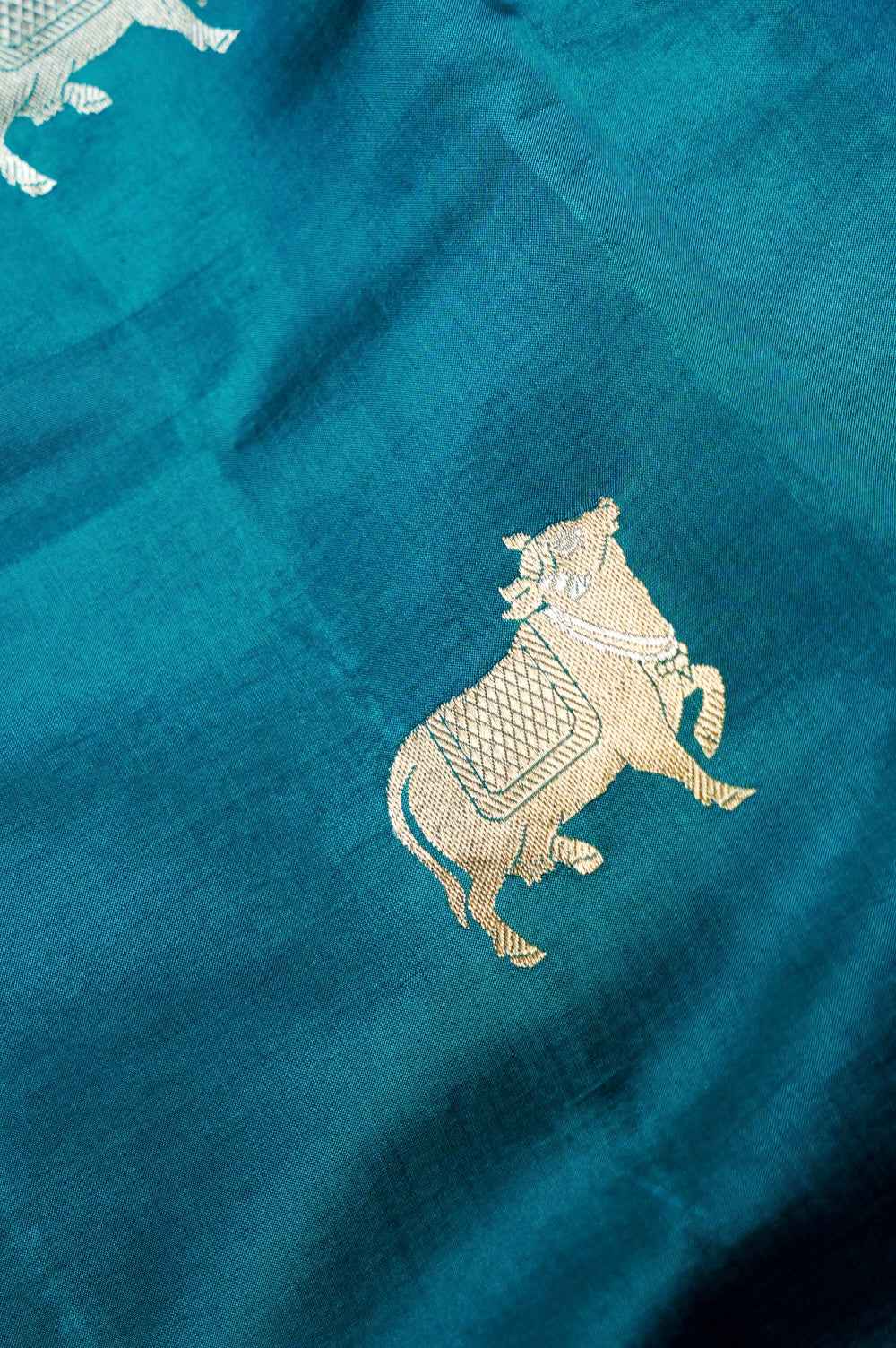 Handwoven Rama Green Banarasi Katan Soft Silk Saree