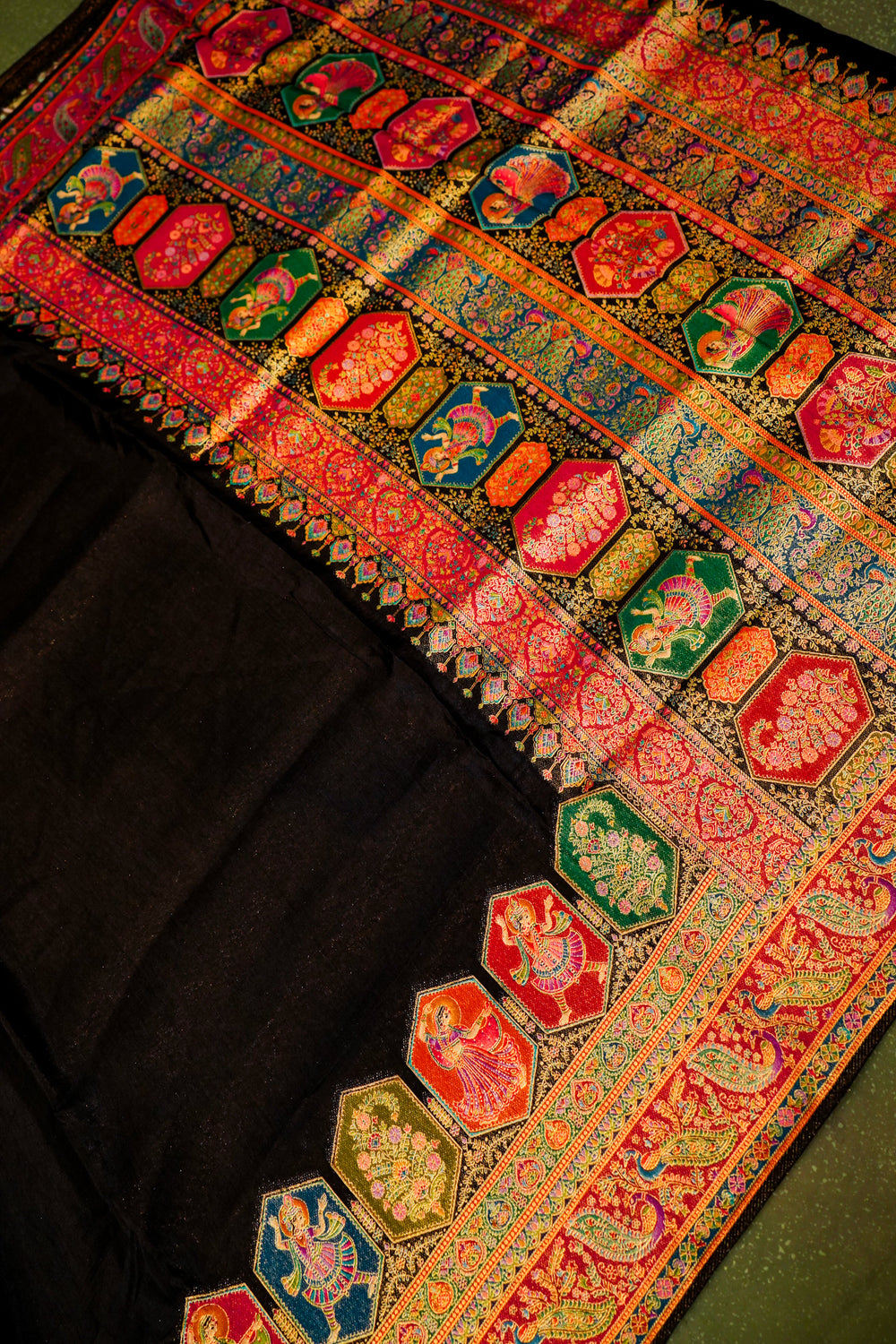 Banarasi Black Blended Moonga Silk Saree