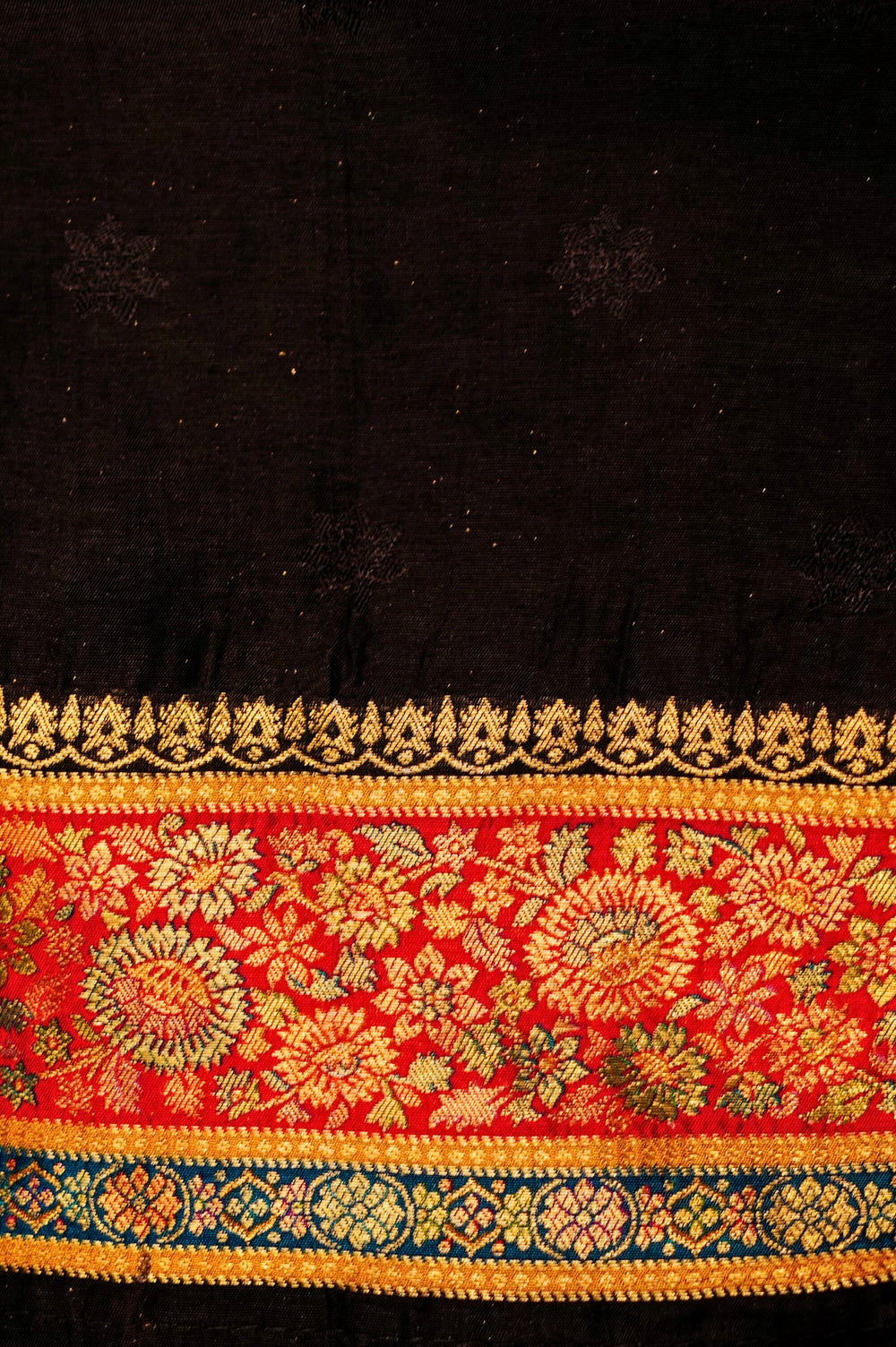 Banarasi Black Blended Moonga Silk Saree