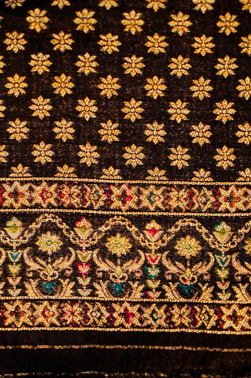 Banarasi Black Blended Moonga Silk Saree