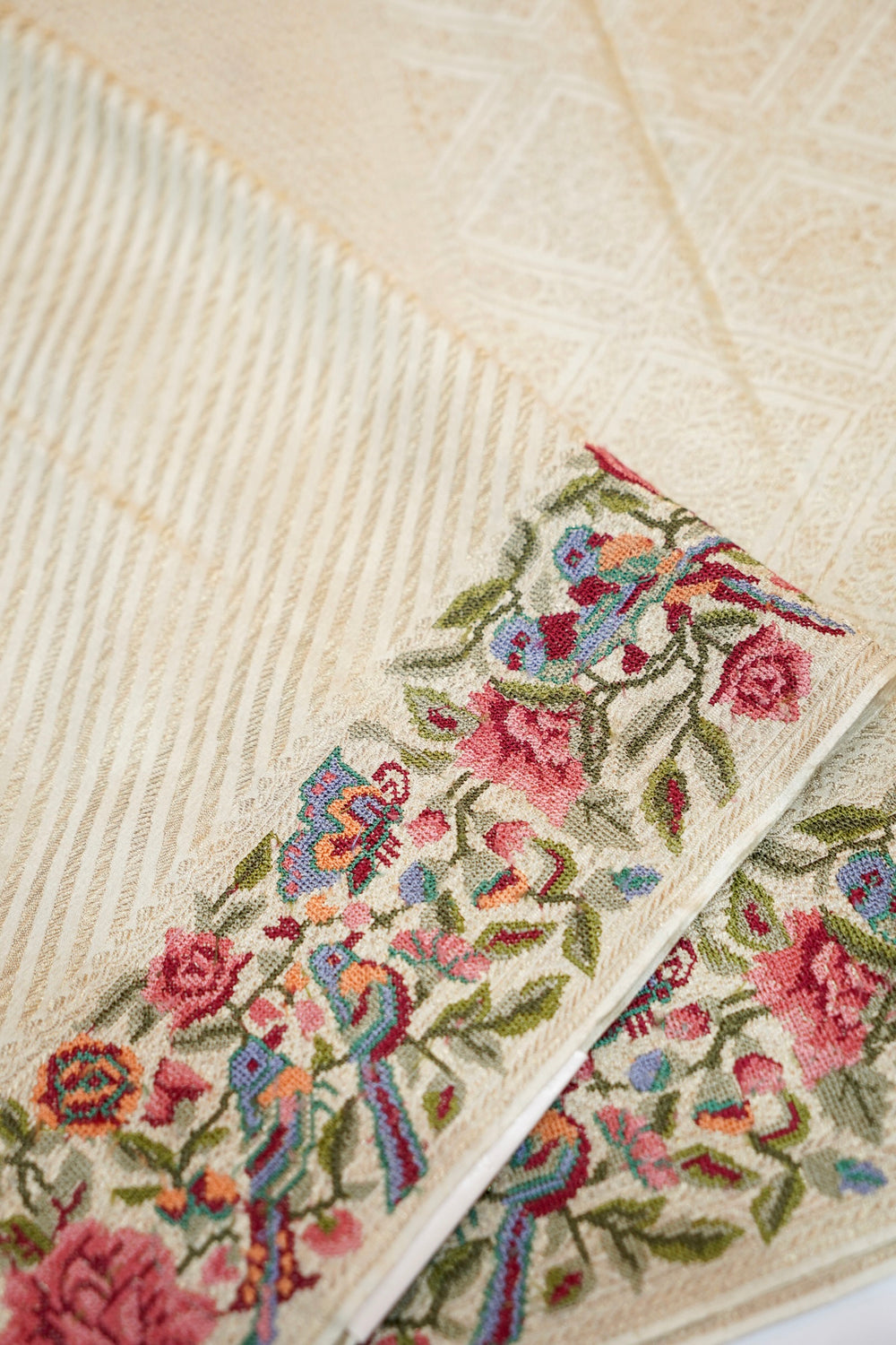 Ivory White Stripe Crepe  Handwoven Banarasi Saree
