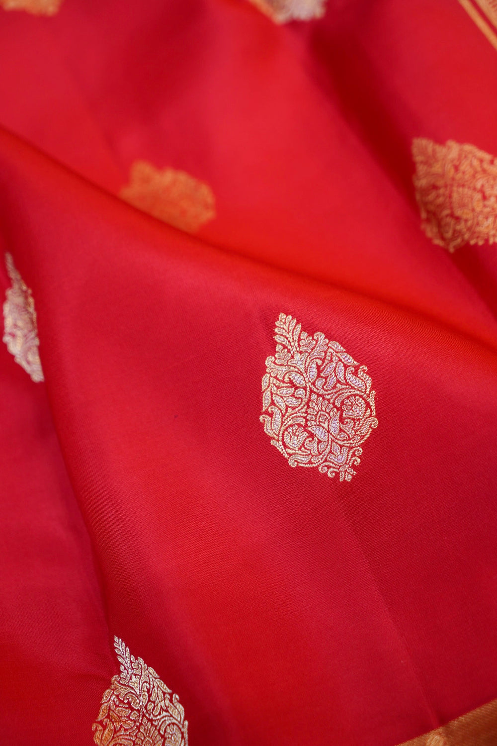 Crimson Red Motif Katan Silk Kanjivaram
