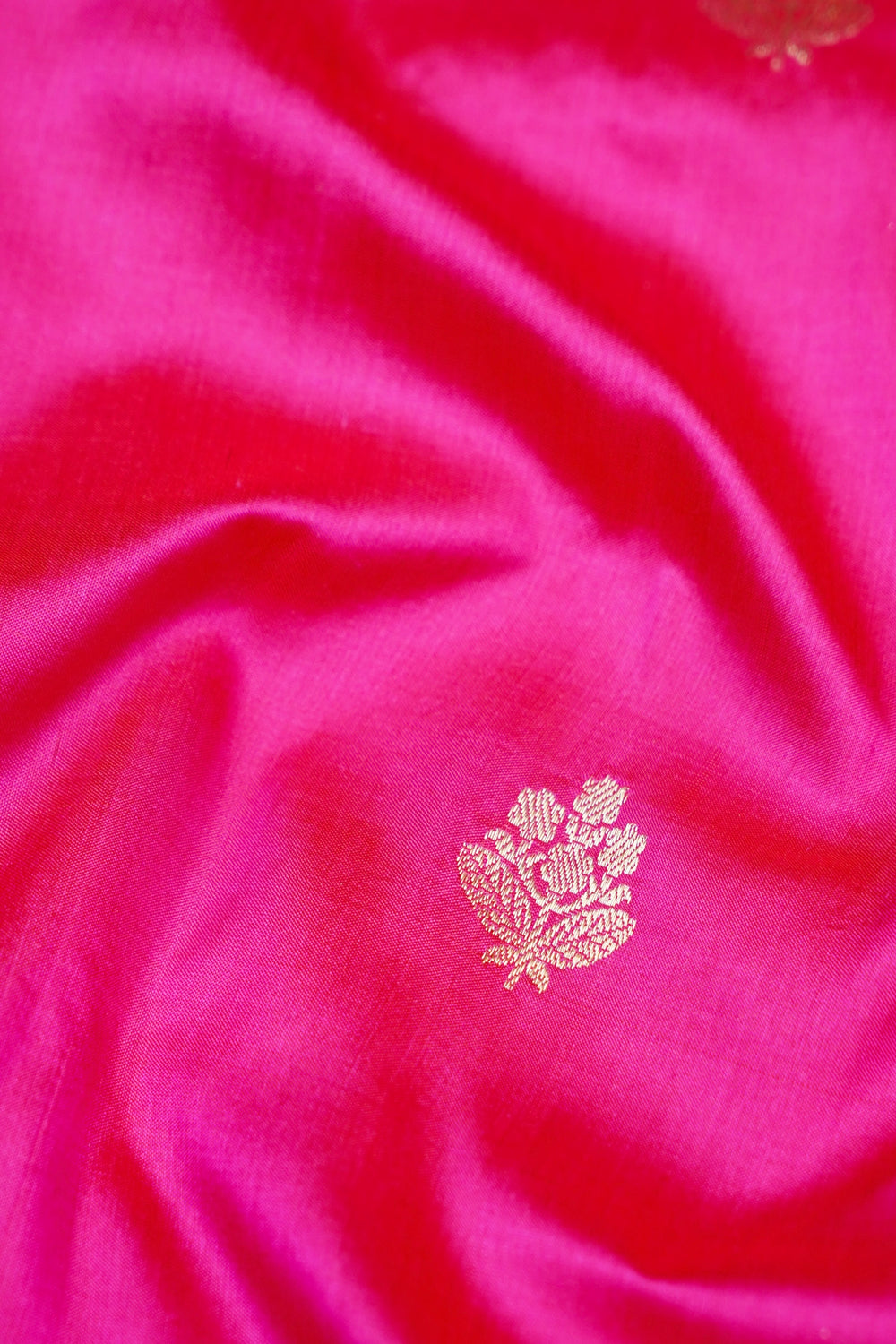 Magenta Pink Motif Katan Silk Handwoven Banarasi Saree