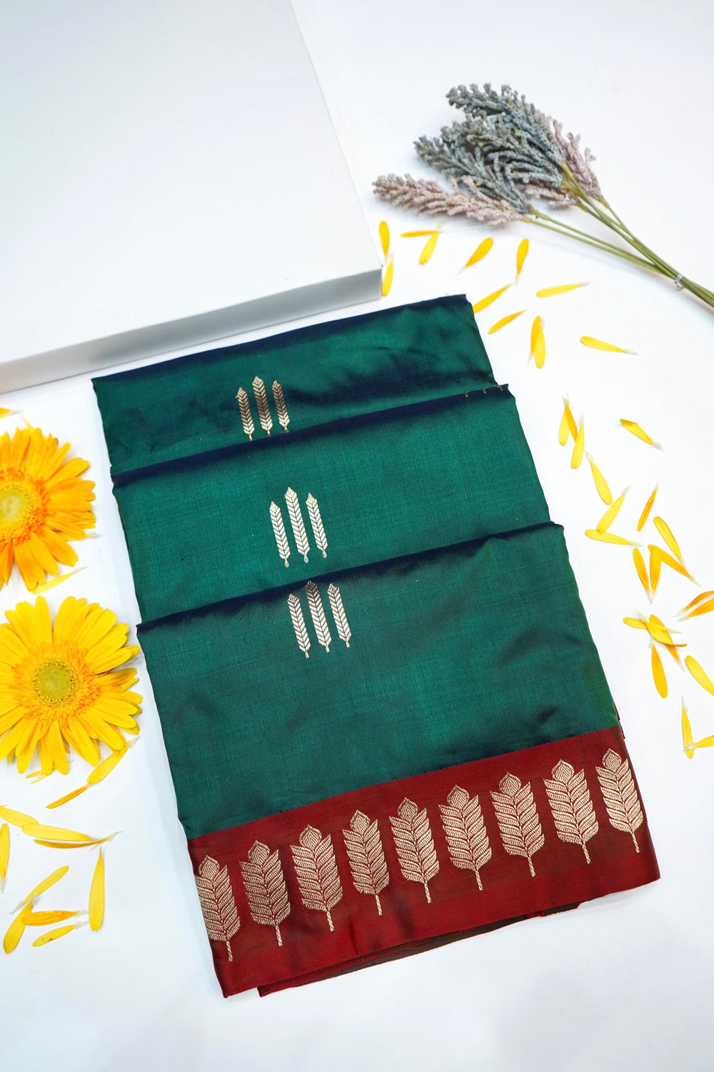 Pine Green Motif Katan Silk Handwoven Banarasi Saree