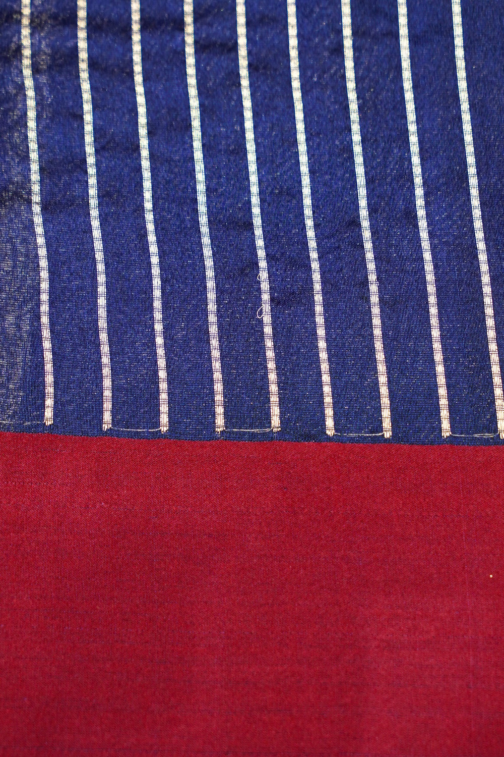 Navy Blue Motif Breezy Organza  Handwoven Banarasi Saree