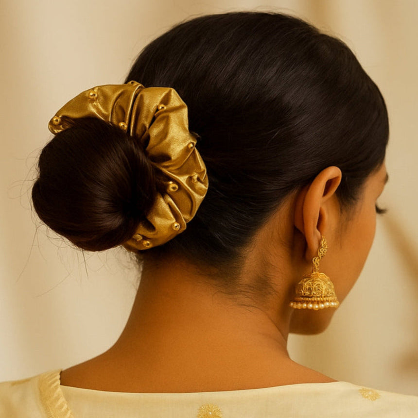 🎁 Premium Golden Scrunchie – (Worth ₹1299) Free Gift (100% off)