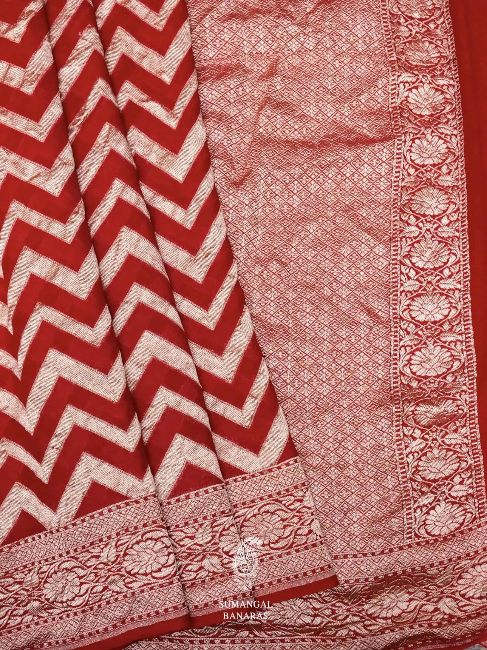 Pure Georgette Banarasi Saree in Red : SNEA2130