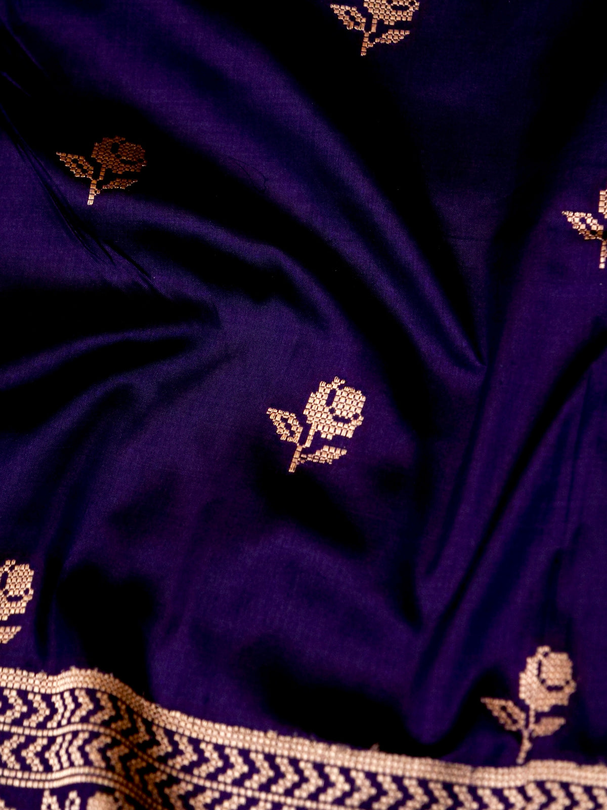 Handwoven Dark Purple Banarasi Katan Silk Saree