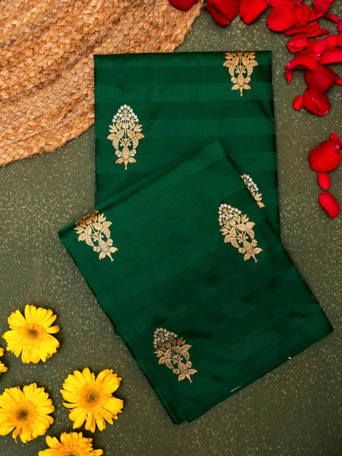 Handwoven Dark Green Banarasi Katan Silk Saree