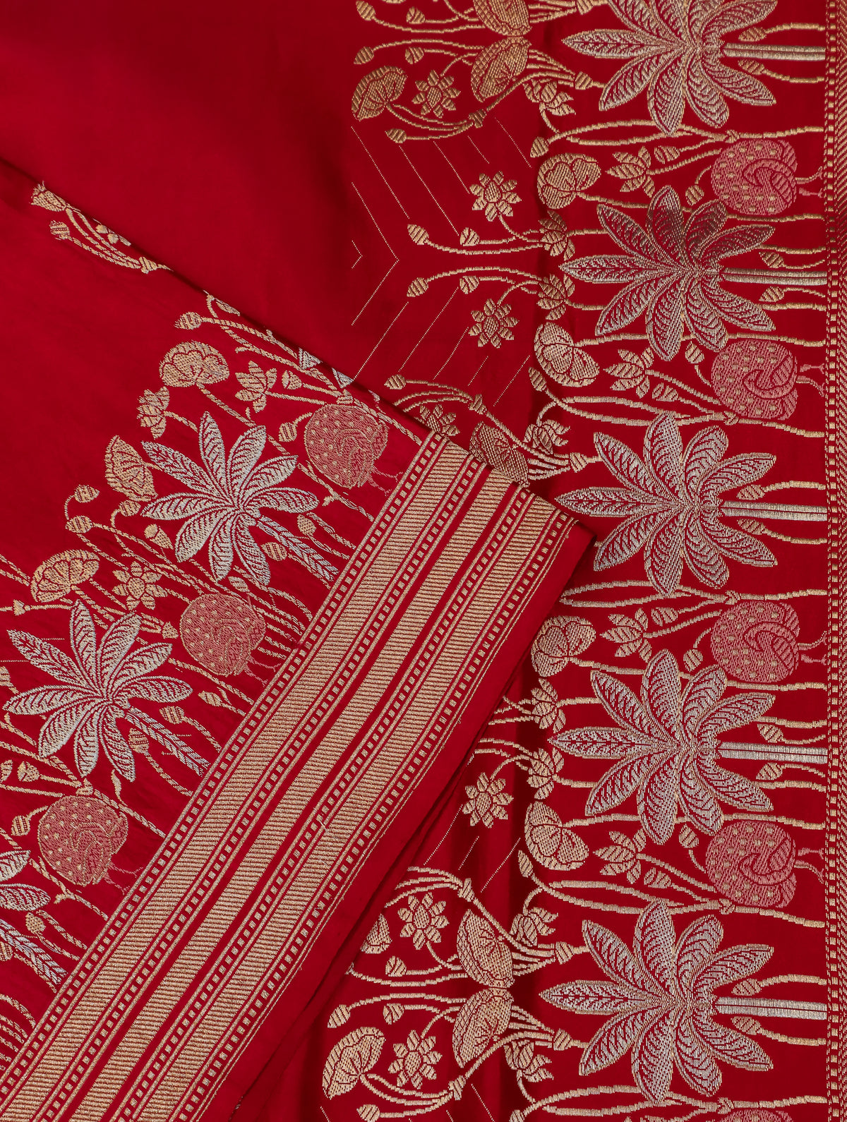 Handwoven Red Banarasi Muslin Silk Saree