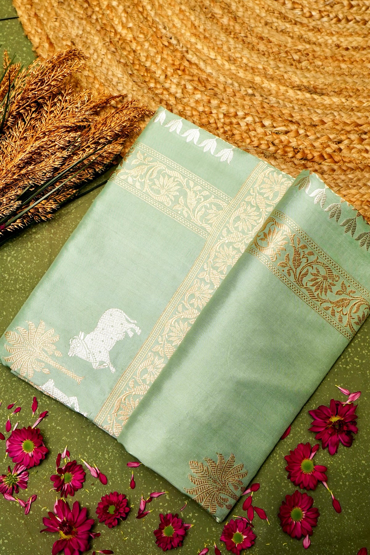 Handwoven Pastel Green Banarasi Katan Silk Saree