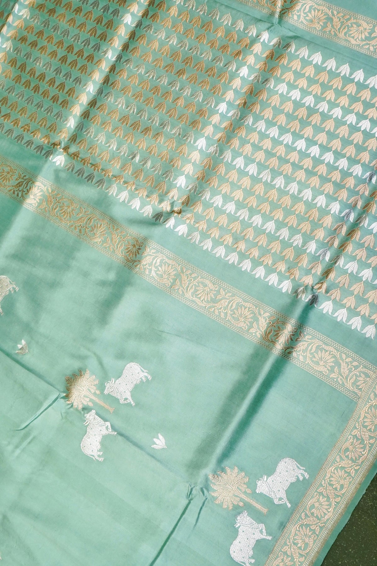 Handwoven Pastel Green Banarasi Katan Silk Saree