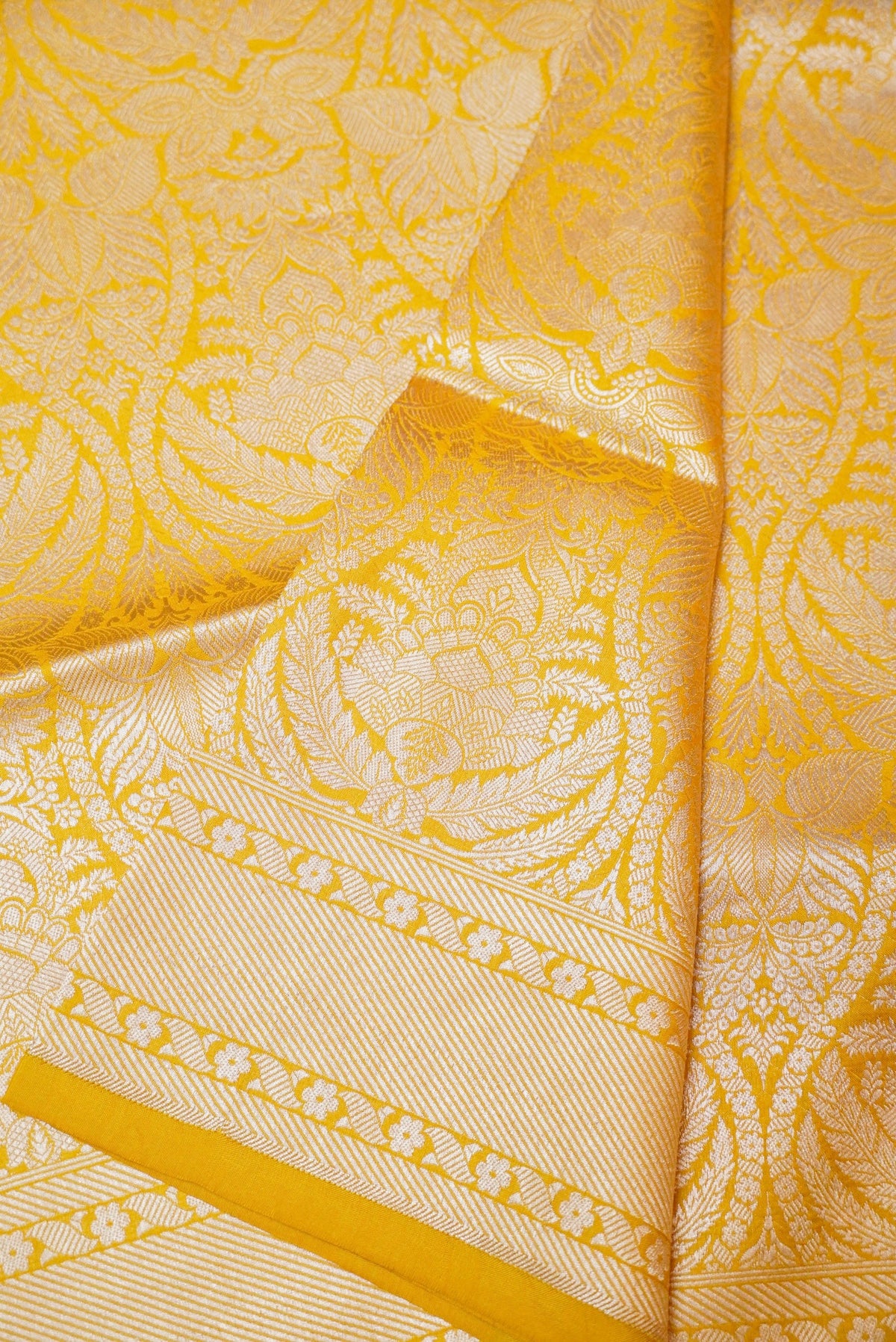 Handwoven Lemon Yellow Banarasi Katan Soft Silk Saree