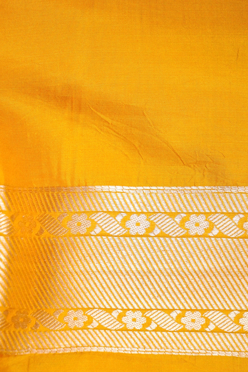 Handwoven Lemon Yellow Banarasi Katan Soft Silk Saree