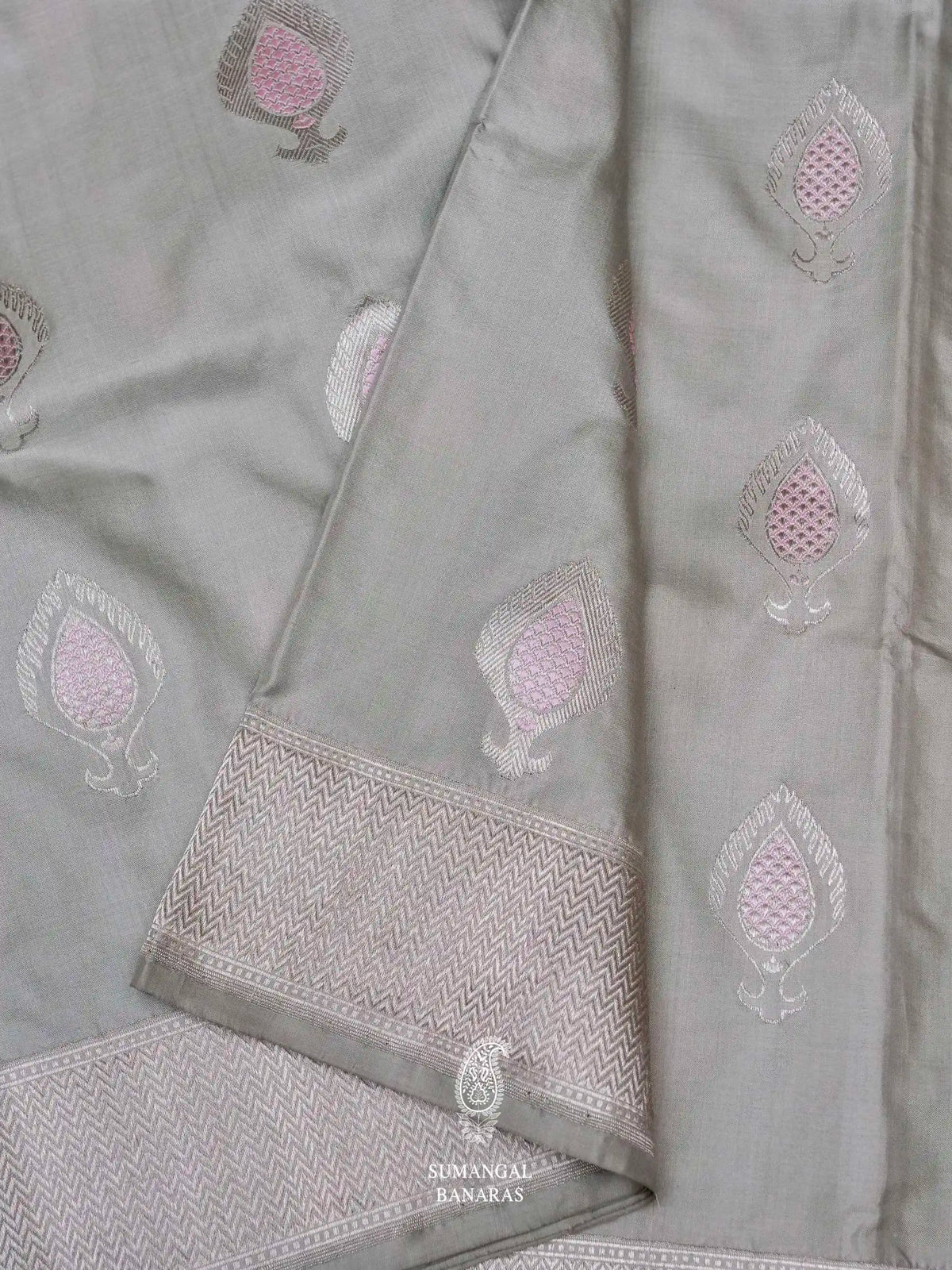 Handwoven Grey Banarasi Mashru Silk Saree