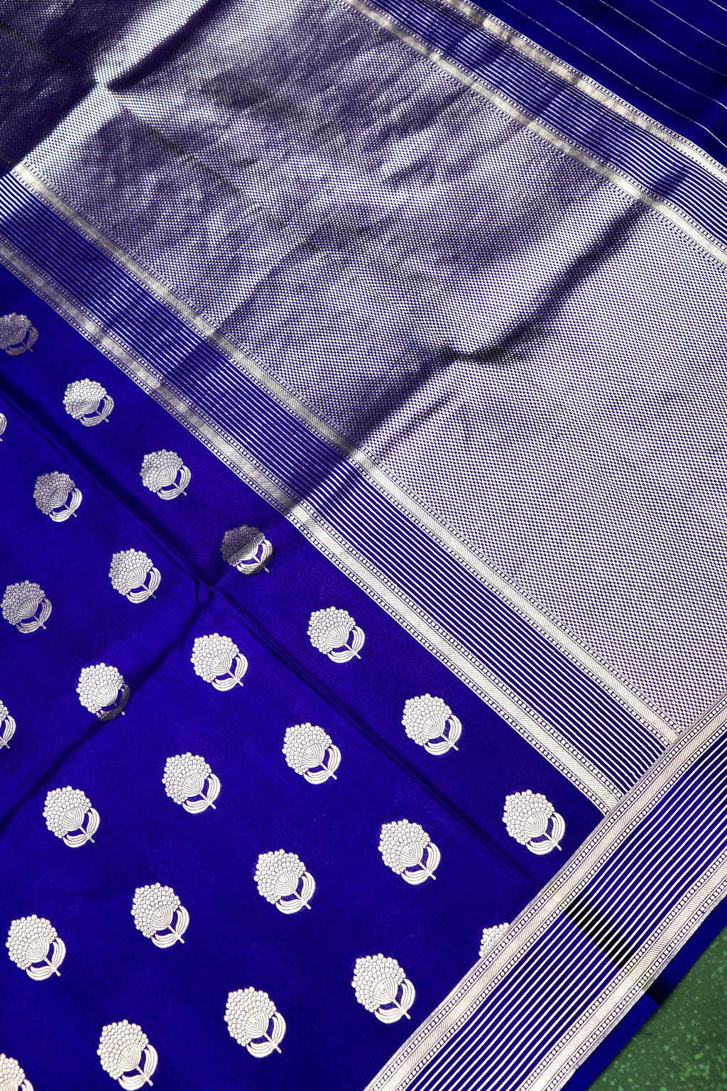 Handwoven Dark Blue Banarasi Katan Silk Saree