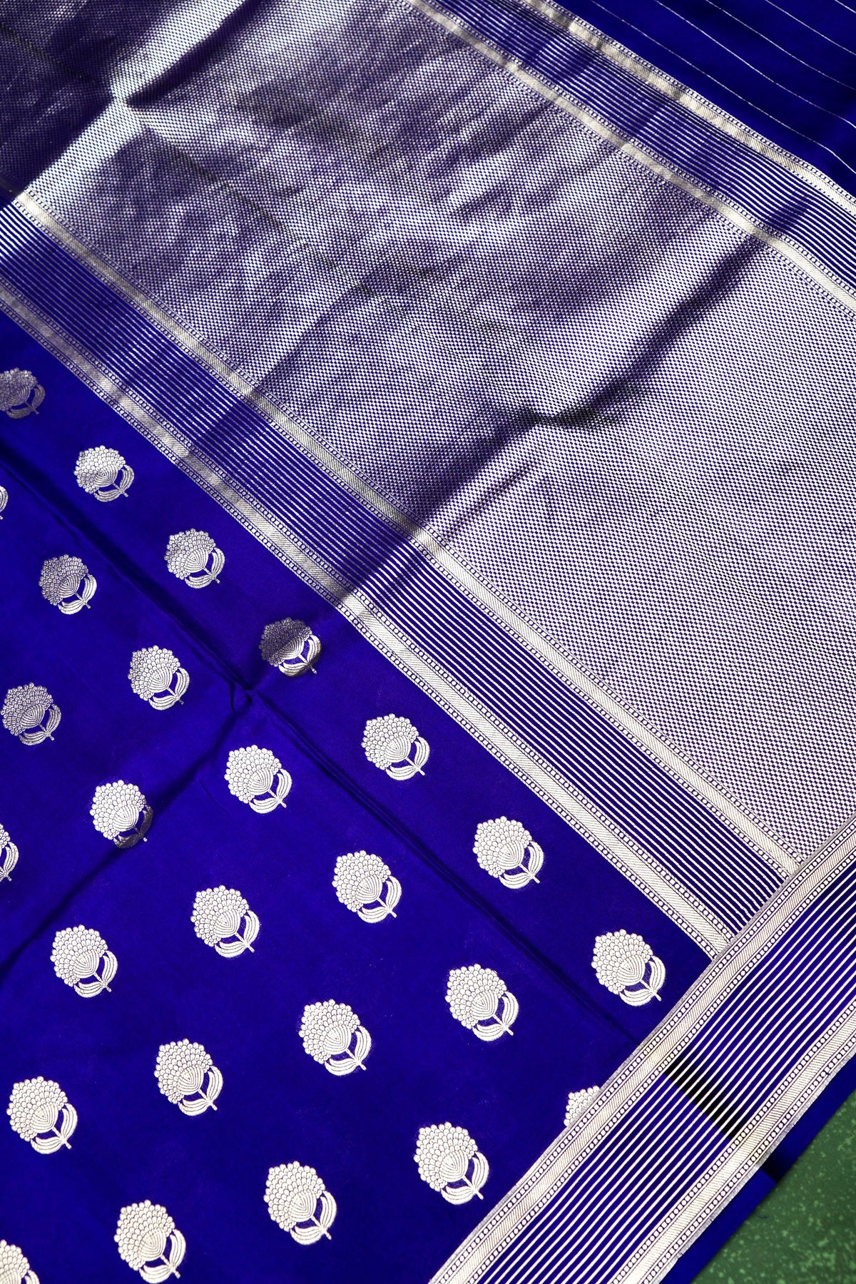 Handwoven Dark Blue Banarasi Katan Silk Saree
