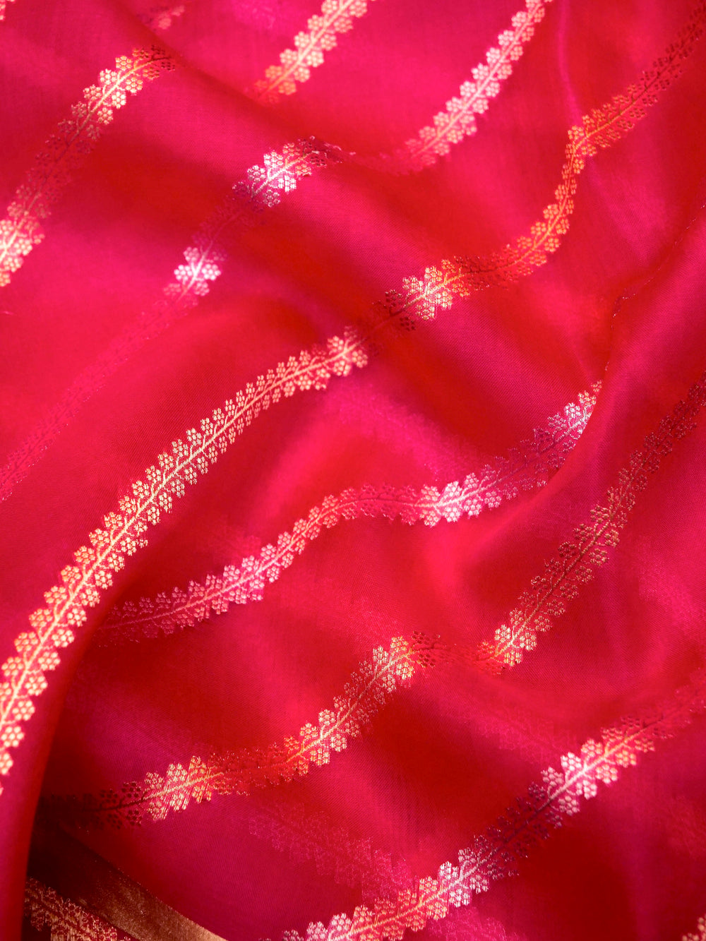 Handwoven Bright Pink Banarasi Kora Organza Silk Saree