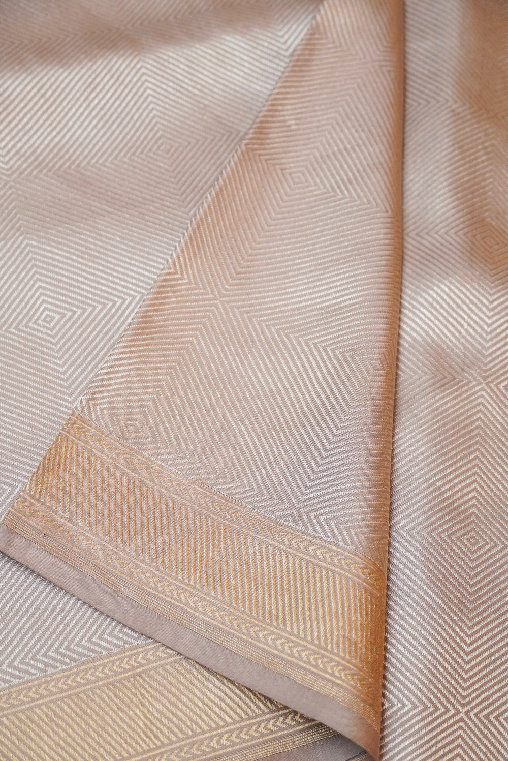 Handwoven Lavender Banarasi Katan Soft Silk Saree