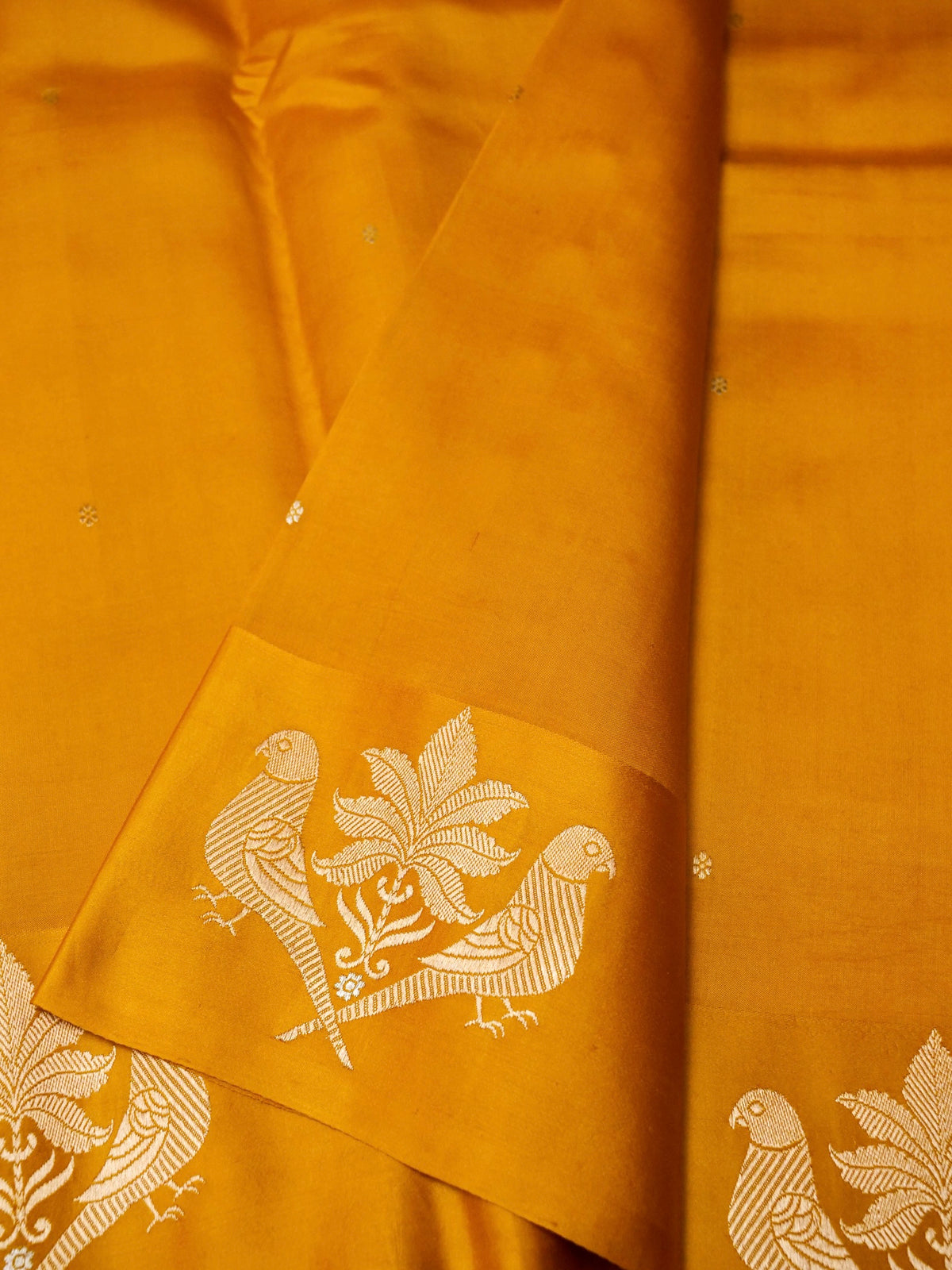 Handwoven Yellow Banarasi Motif Katan Soft Silk Saree