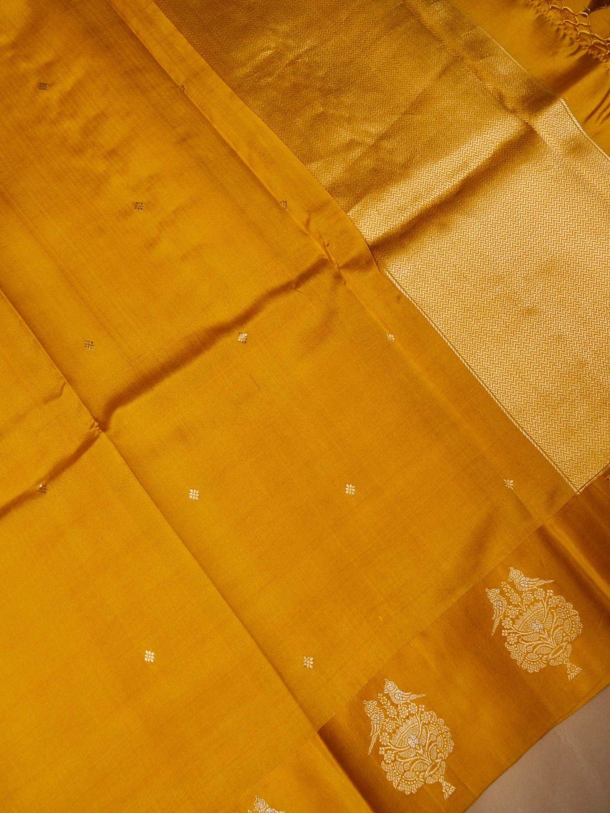 Handwoven Yellow Banarasi Motif Katan Soft Silk Saree