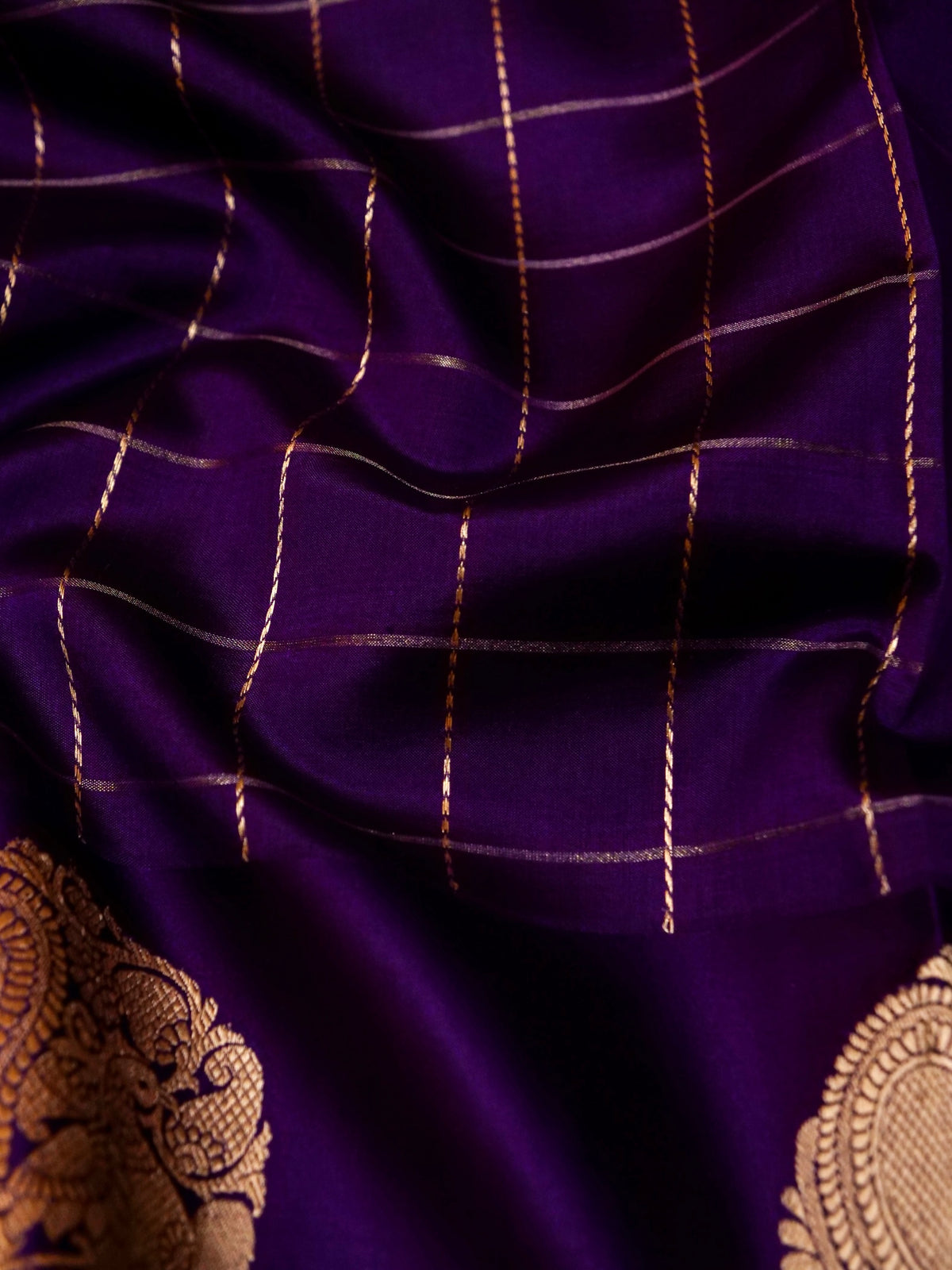 Handwoven Purple Banarasi Motif Katan Soft Silk Saree