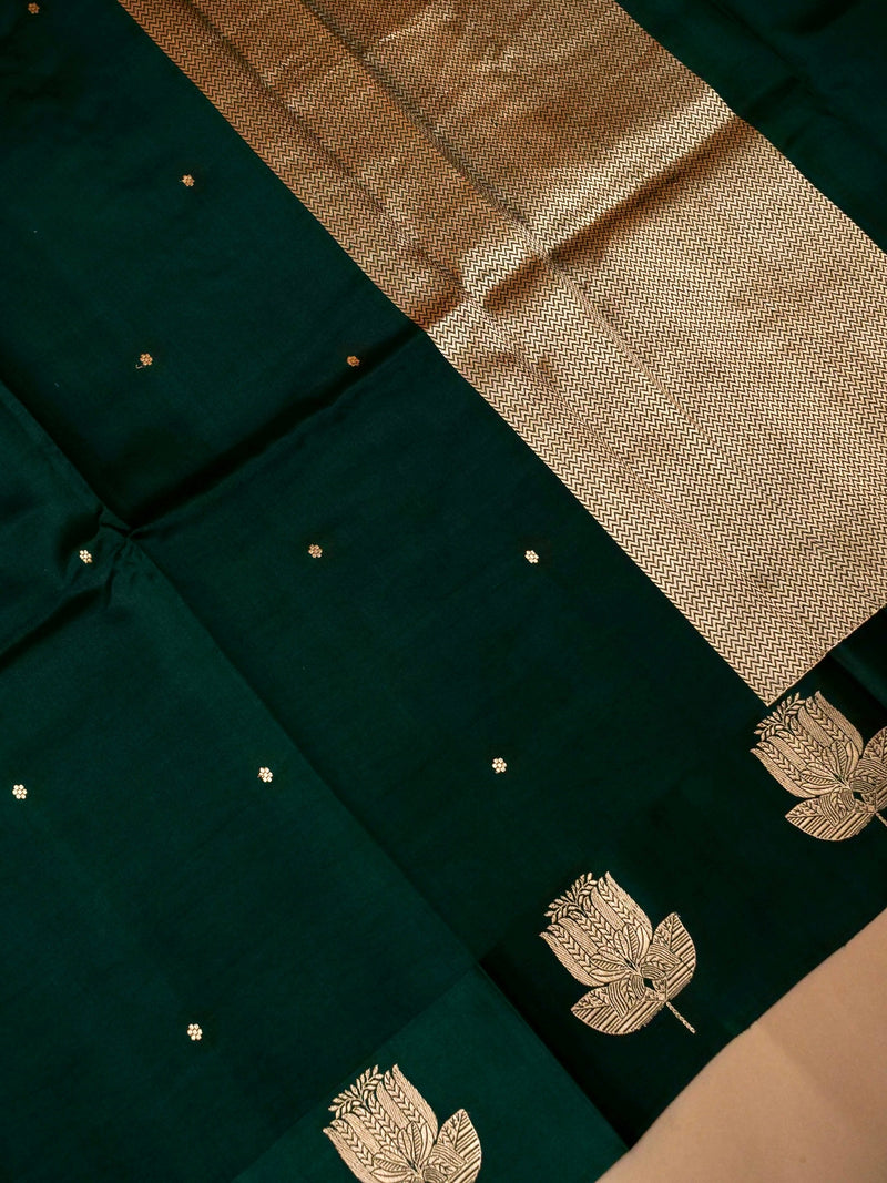 Handwoven Dark Green Banarasi Motif Katan Soft Silk Saree