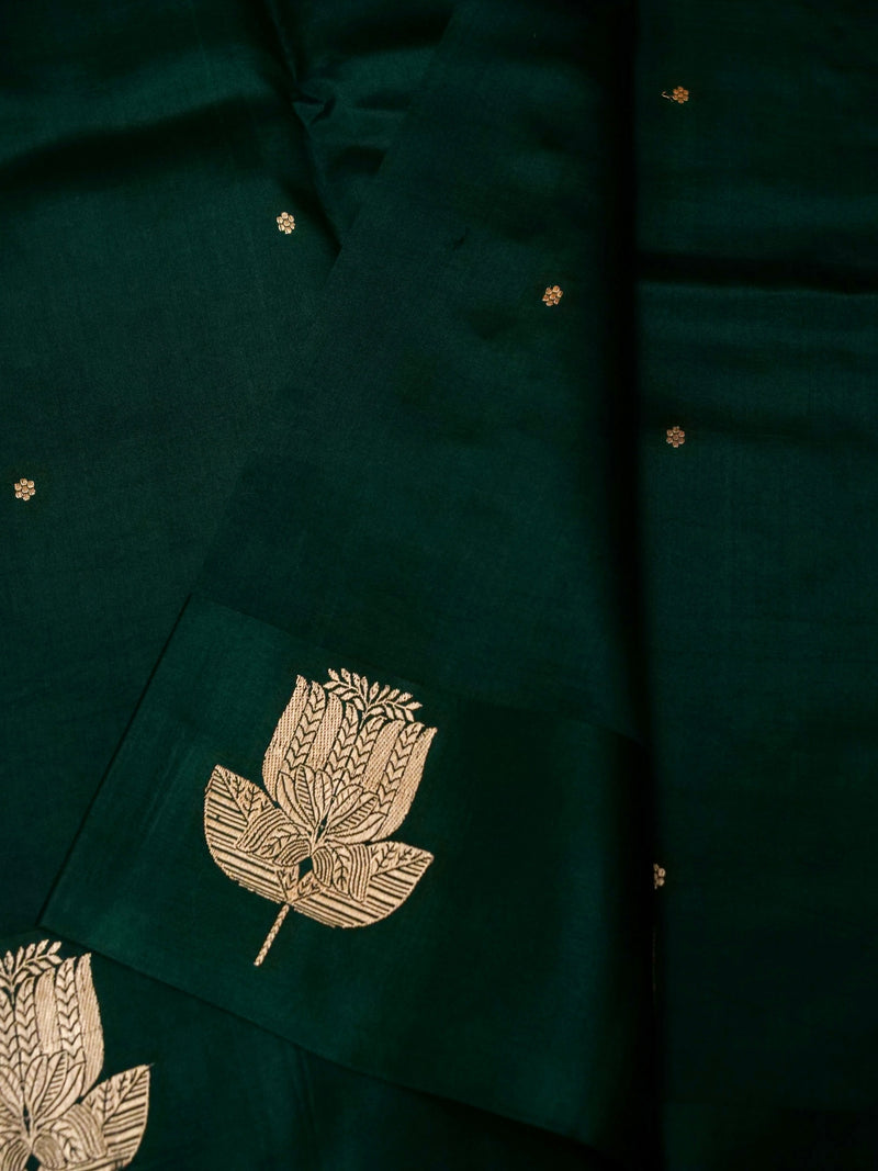 Handwoven Dark Green Banarasi Motif Katan Soft Silk Saree