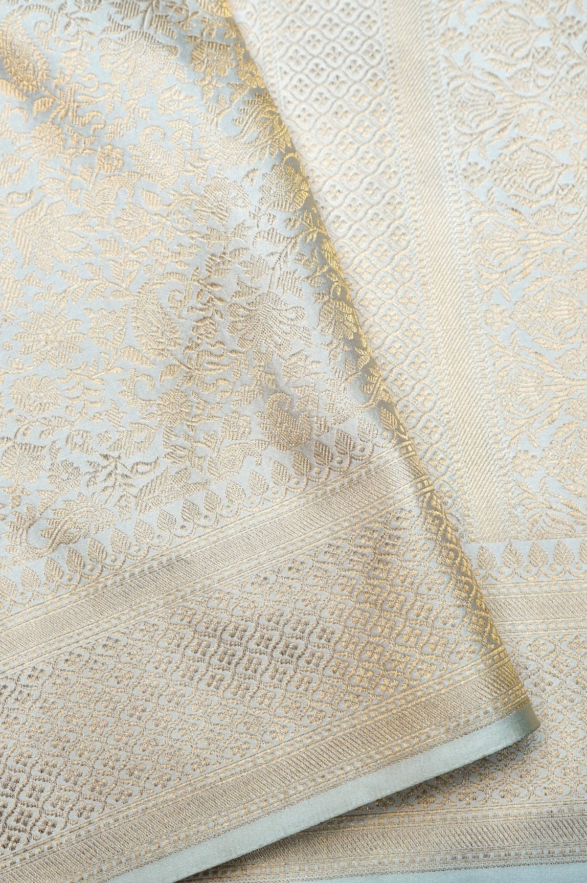 Handwoven Off White Banarasi Mashru Silk Saree