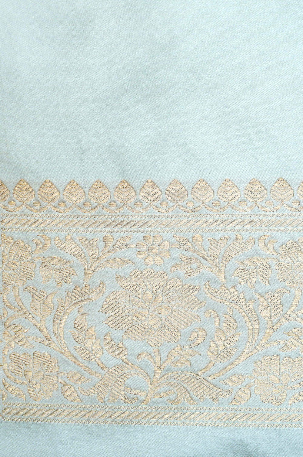 Handwoven Off White Banarasi Mashru Silk Saree