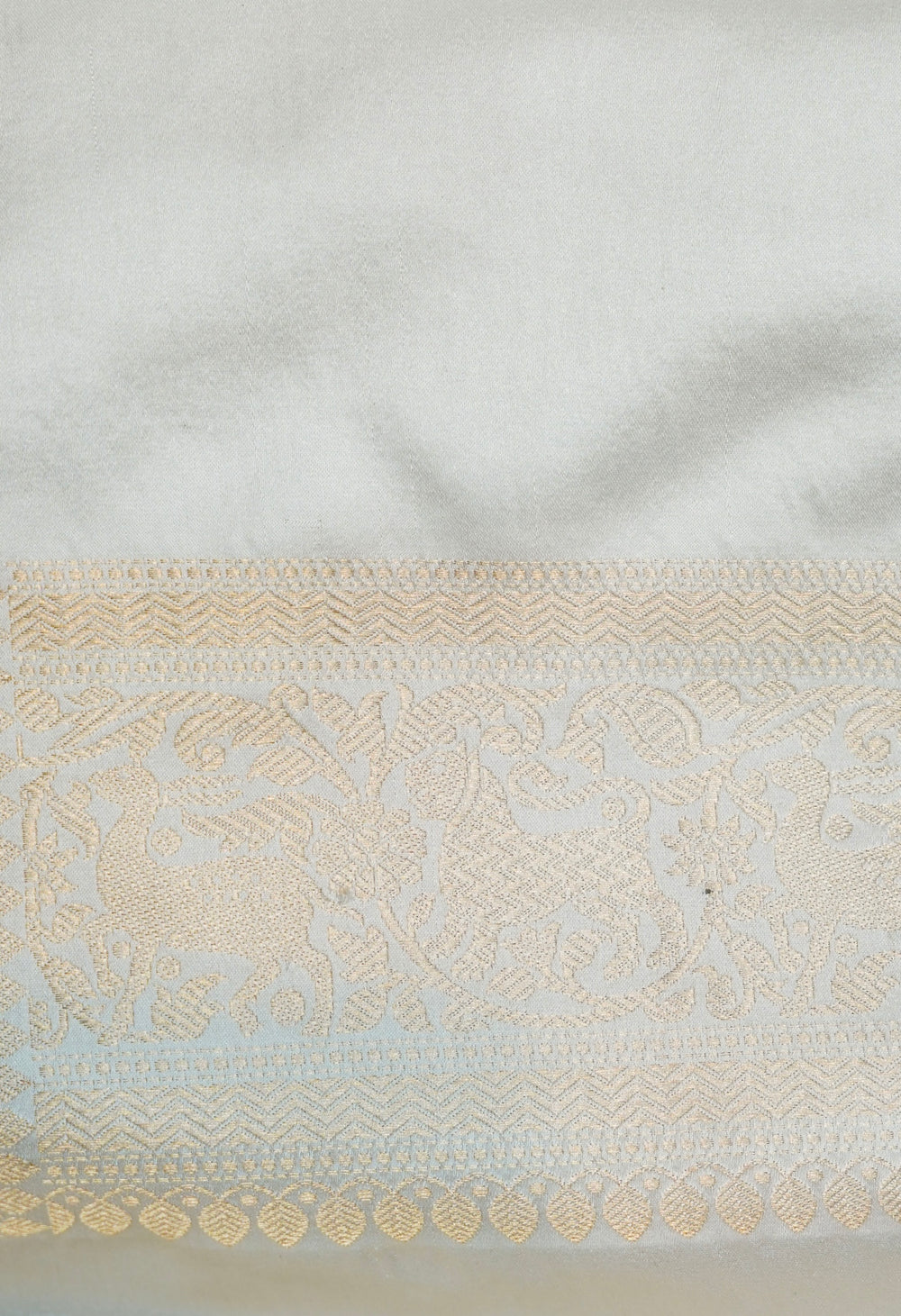 Handwoven Off White Banarasi Mashru Silk Saree