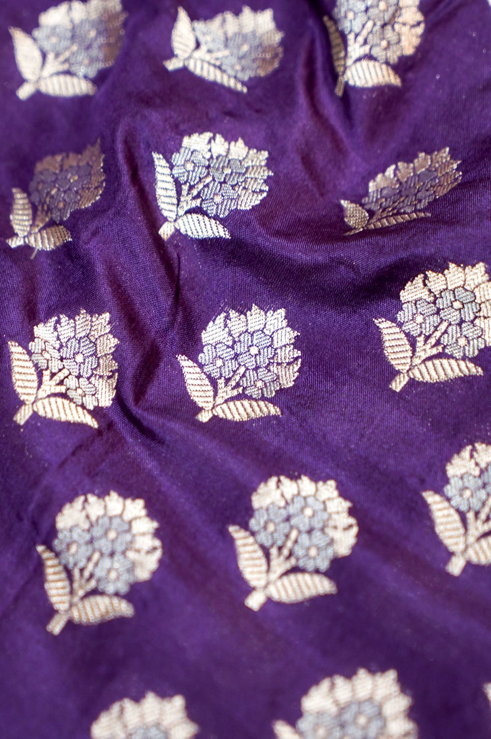 Wine Purple Booti Katan Silk Handwoven Banarasi Thaan