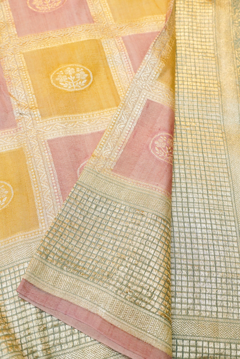 Handwoven Rangkat Banarasi Tussar Georgette Saree