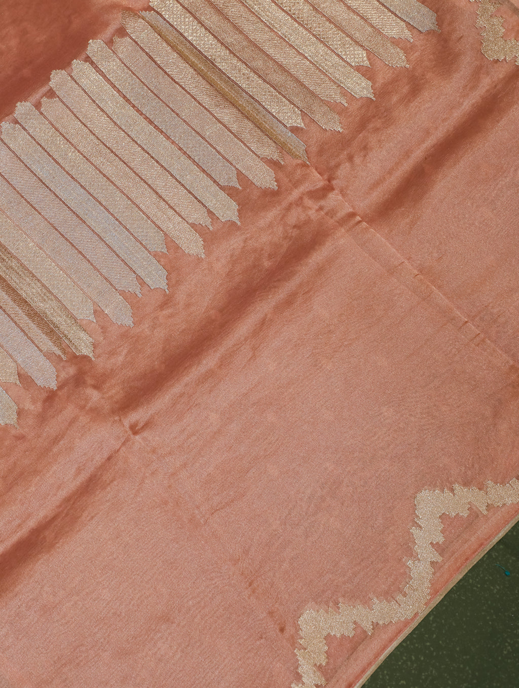 Designer Pink Tissue Silk Saree