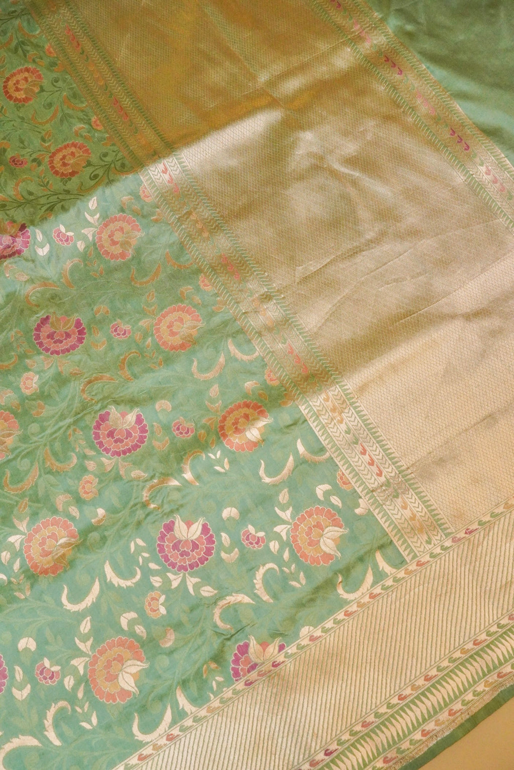 Handwoven Light Green Banarasi Katan Silk Saree