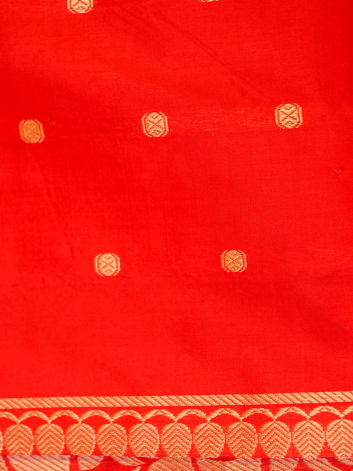 Handwoven Magenta  Banarasi Katan Silk Saree