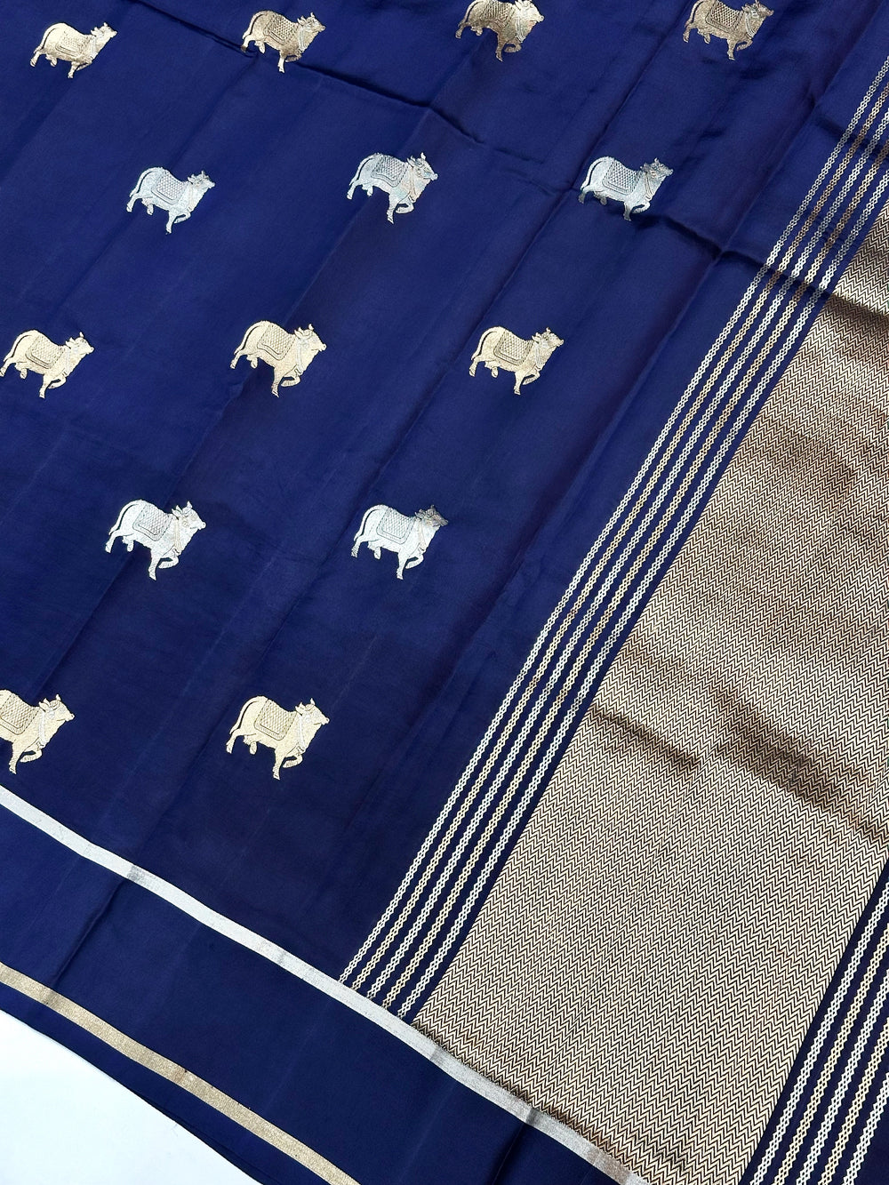 Navy Blue Katan Silk Handwoven Banarasi Saree