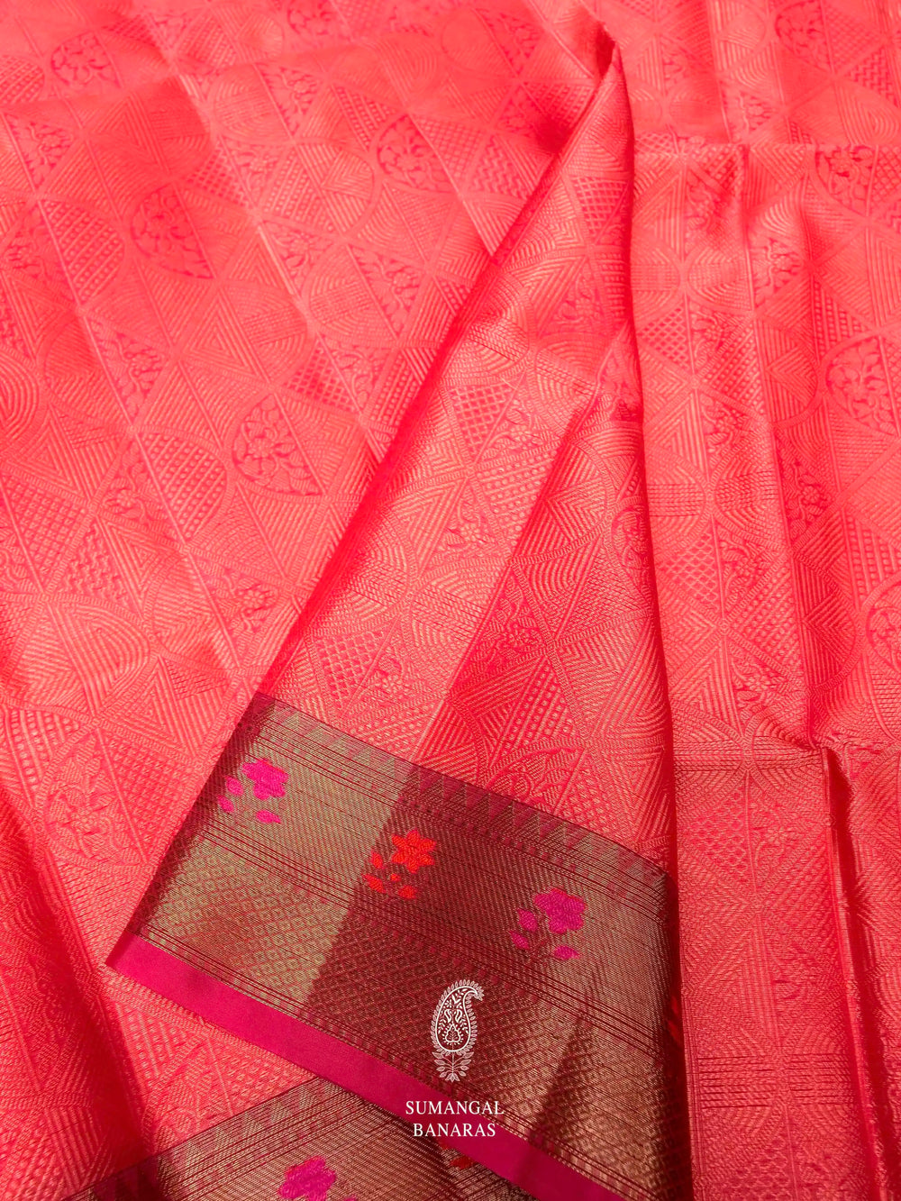 Banarasi Pink Blended Tanchoi Silk Saree