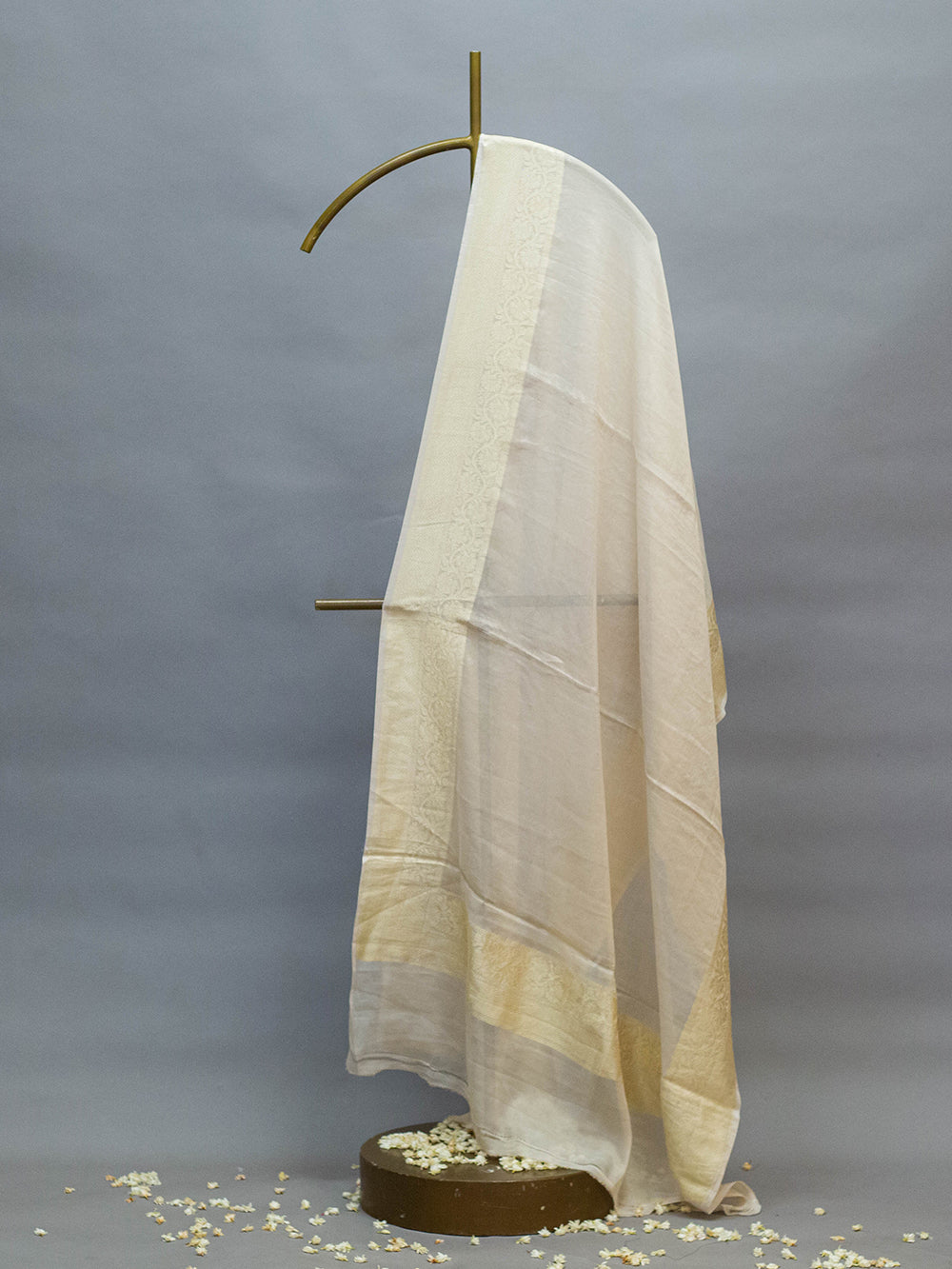 Handwoven Off White Banarasi Moonga Silk Dupatta