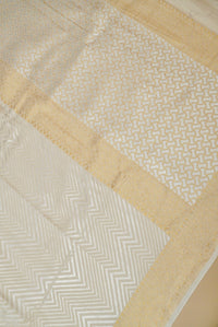 Handwoven Off White Banarasi Handloom Tussar Silk Saree