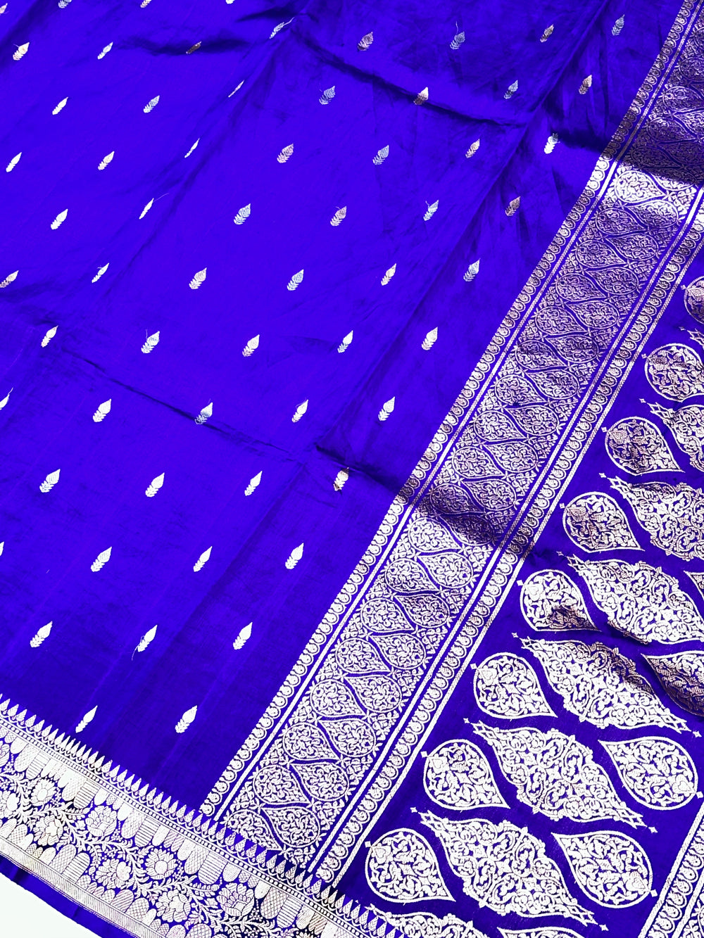 Admiral Blue Booti Katan Silk Handwoven Banarasi Saree