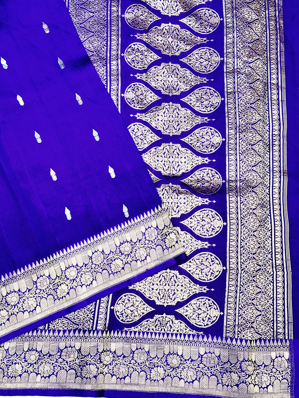 Admiral Blue Booti Katan Silk Handwoven Banarasi Saree
