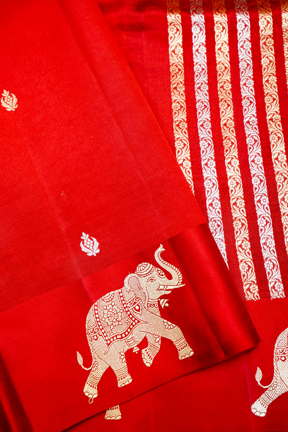 Handwoven Red Banarasi Katan Soft Silk Saree