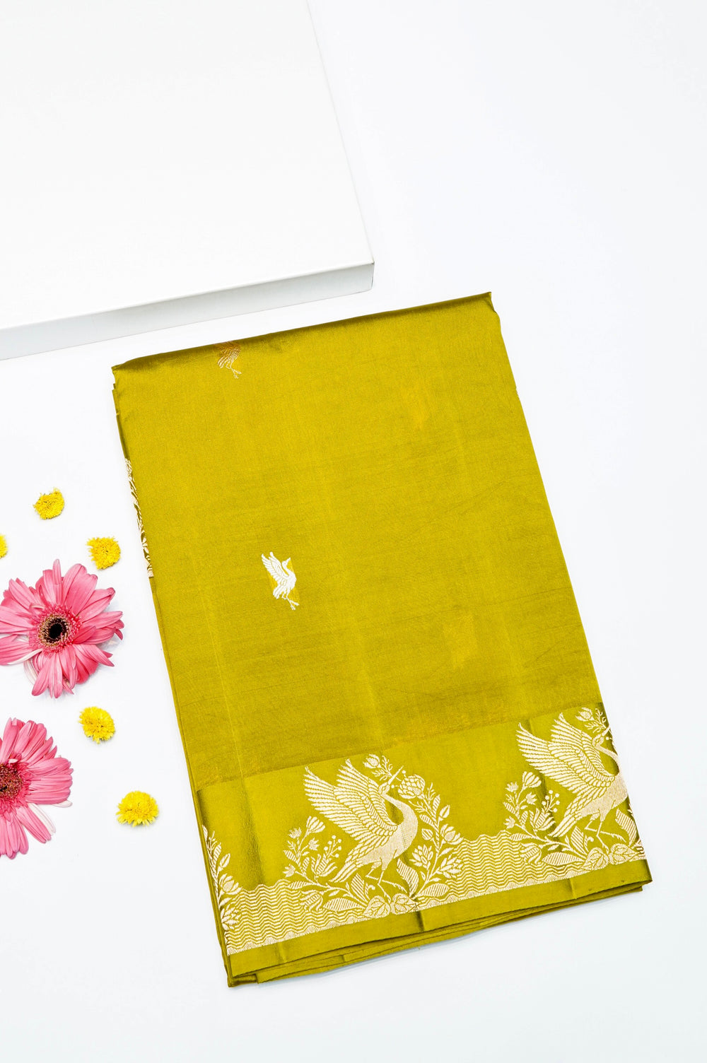 Handwoven Mehendi Green Banarasi Katan Soft Silk Saree