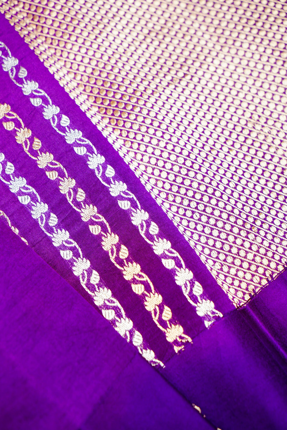 Handwoven Purple Banarasi Katan Soft Silk Saree