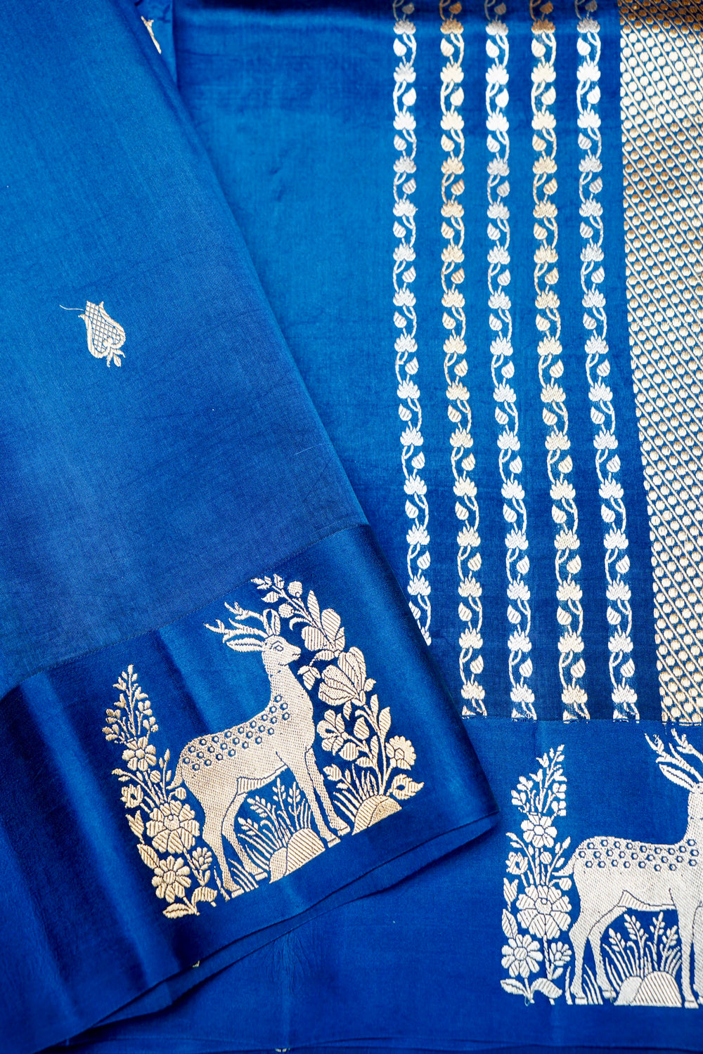 Handwoven Navy Blue Banarasi Katan Soft Silk Saree