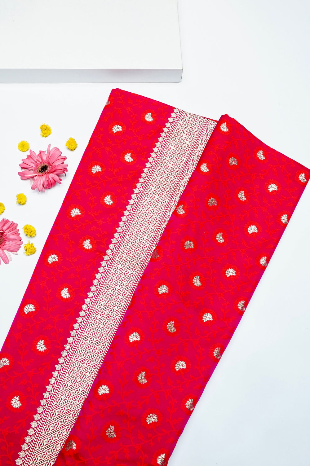 Banarasi Reddish Pink Blended Mashru Silk Saree