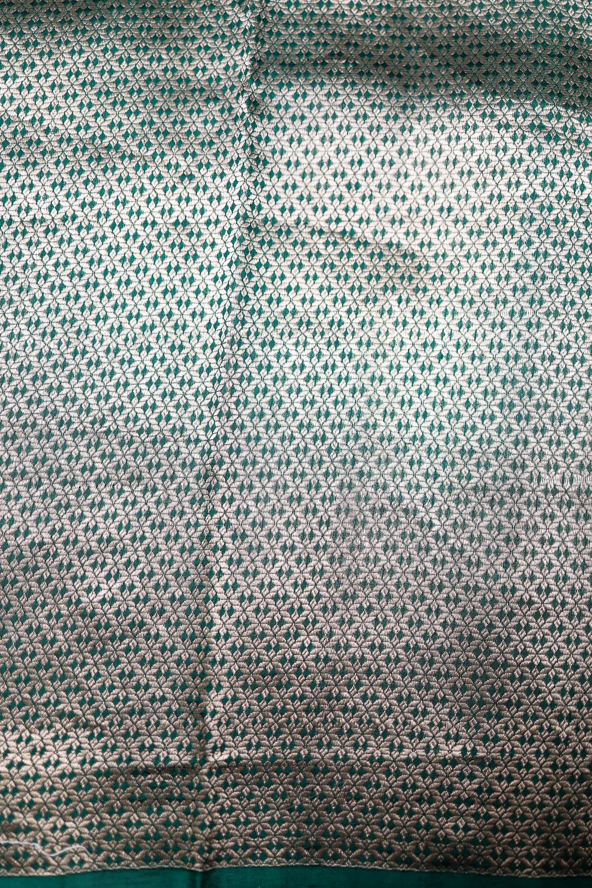 Handwoven Bottle Green Banarasi Katan Soft Silk Saree