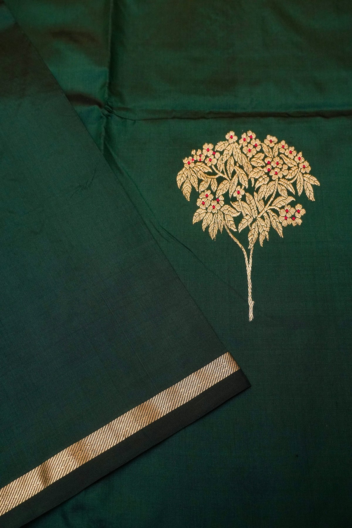 Handwoven Bottle Green Banarasi Katan Soft Silk Saree